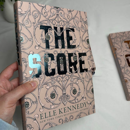 Off Campus Elle Kennedy Books 1-4 Bookish Box Signed SE Hardcover Set