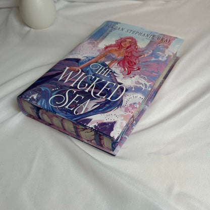 The Wicked Sea by Jordan Stephanie Gray | FairyLoot Signed Special Edition Hardcover