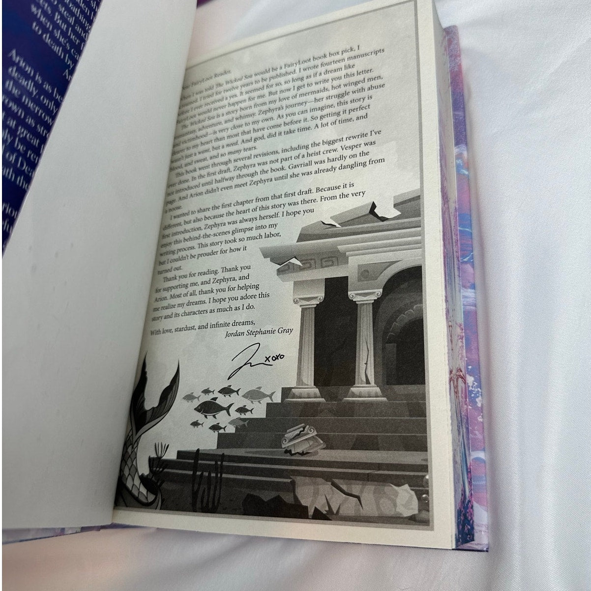 The Wicked Sea by Jordan Stephanie Gray | FairyLoot Signed Special Edition Hardcover