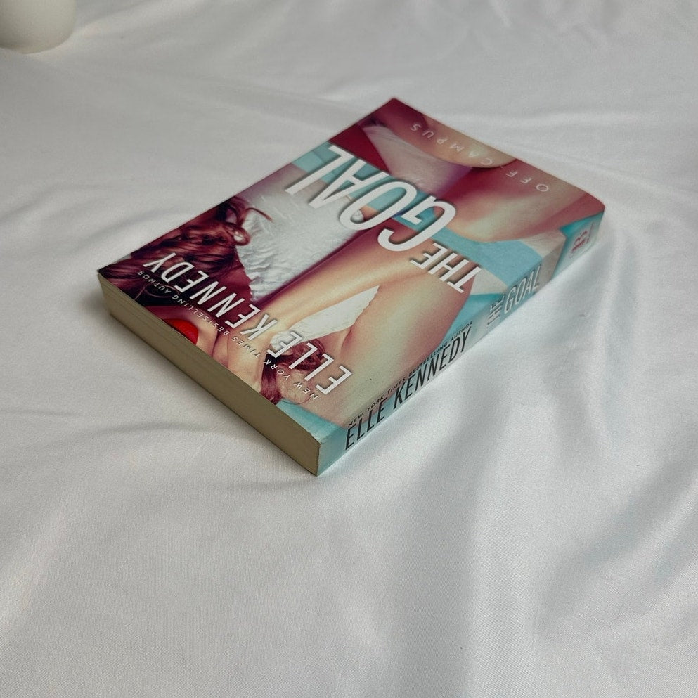 The Goal by Elle Kennedy | Bloom Books Paperback
