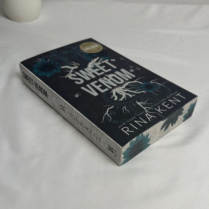 Sweet Venom by Rina Kent | B&N Exclusive Sprayed Edges Paperback