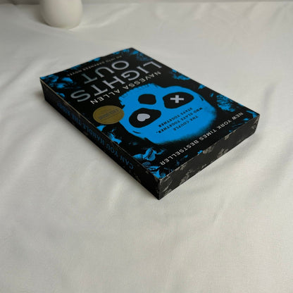 Lights Out by Navessa Allen | B&N Exclusive Sprayed Edges Paperback