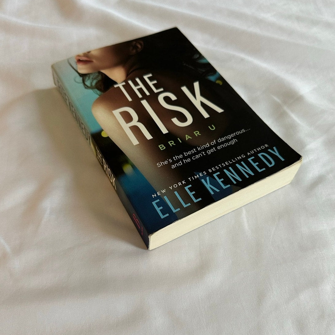 The Risk by Elle Kennedy | OOP Original Model Cover Paperback