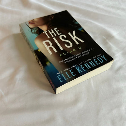 The Risk by Elle Kennedy | OOP Original Model Cover Paperback