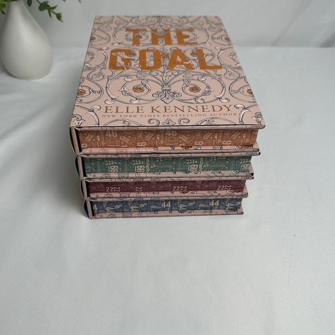 Off Campus Elle Kennedy Books 1-4 Bookish Box Signed SE Hardcover Set