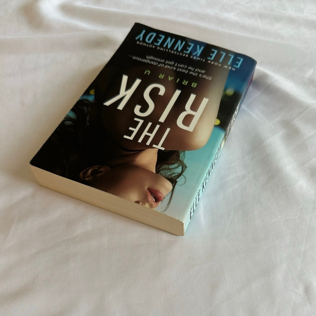 The Risk by Elle Kennedy | OOP Original Model Cover Paperback