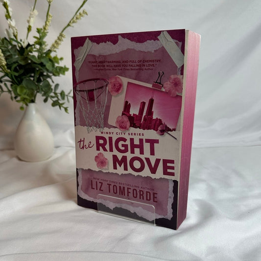 The Right Move by Liz Tomforde | Deluxe Paperback