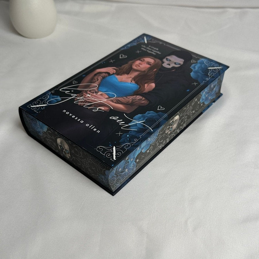 Lights Out by Navessa Allen | Bücherbüchse Exclusive German Special Edition