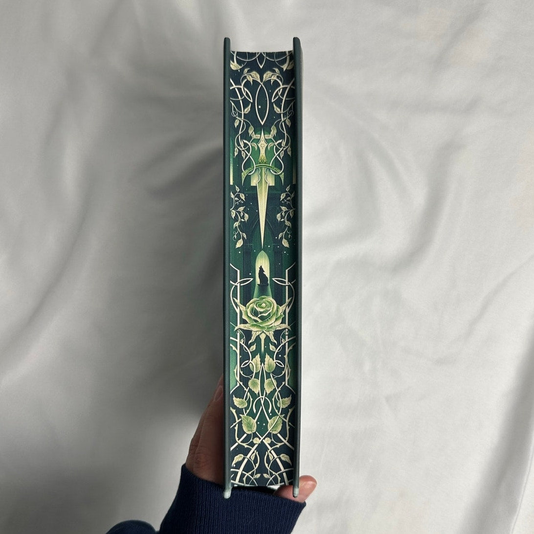 The Lure of Wolves and Whispers by Amanda Connolly | FairyLoot Signed SE Hardcover