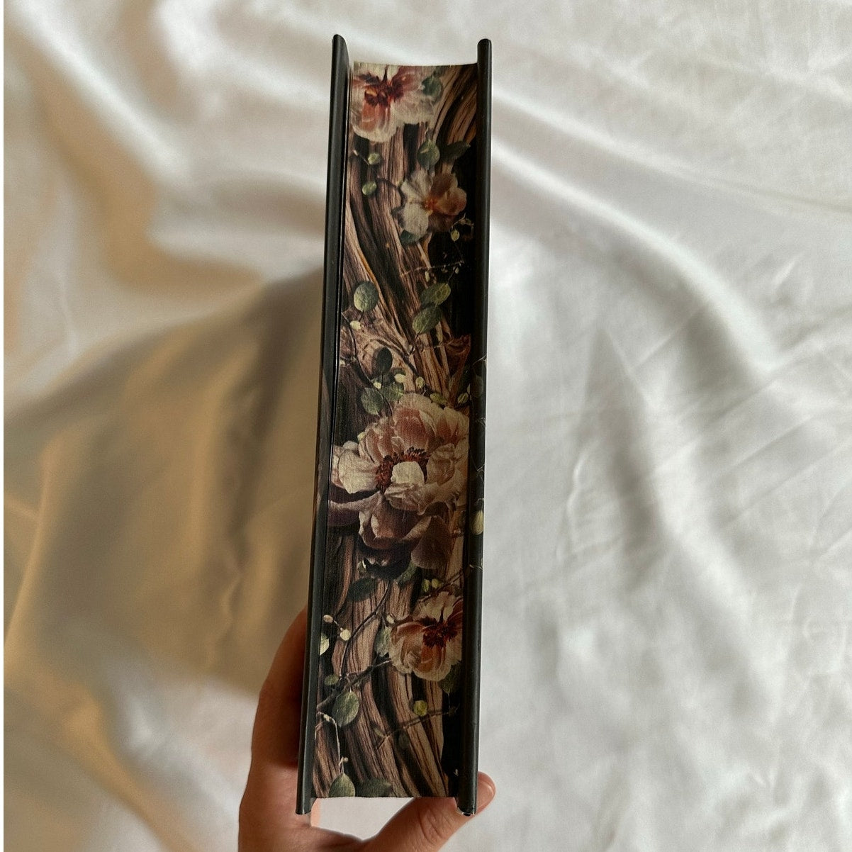 Shield of Sparrows by Devney Perry | UK Deluxe Sprayed Edges Hardcover