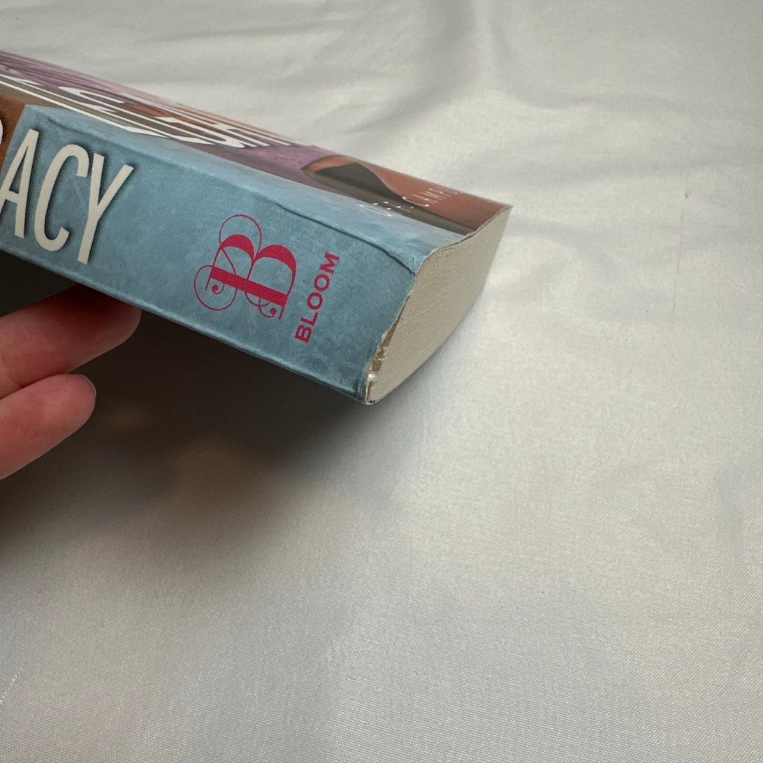 The Legacy by Elle Kennedy | OOP Original Cover Paperback