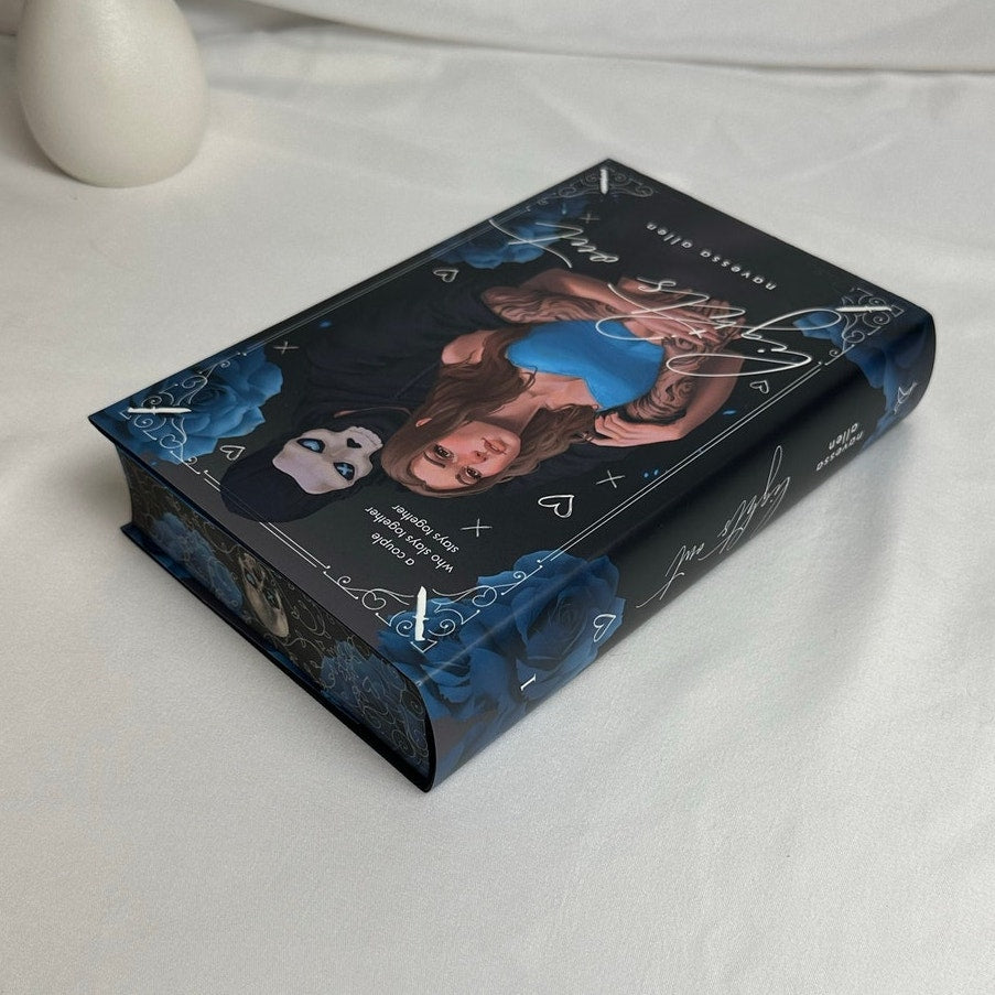 Lights Out by Navessa Allen | Bücherbüchse Exclusive German Special Edition
