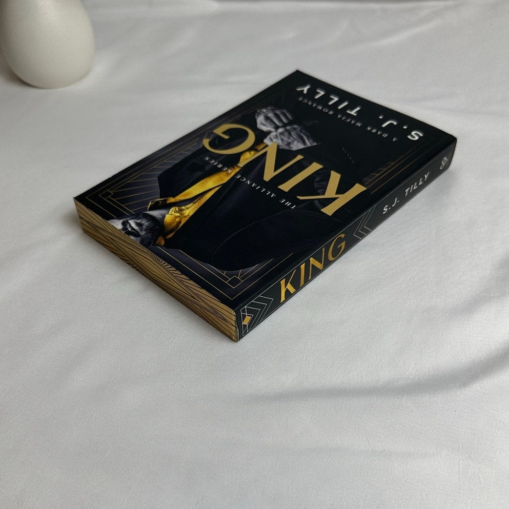 King by S.J. Tilly | Deluxe Paperback with Sprayed Edges