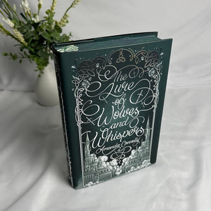 The Lure of Wolves and Whispers by Amanda Connolly | FairyLoot Signed SE Hardcover