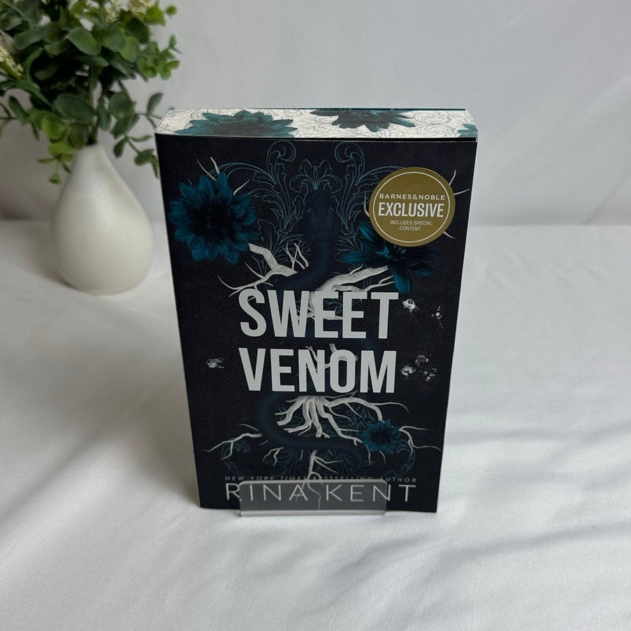 Sweet Venom by Rina Kent | B&N Exclusive Designed Edges Paperback